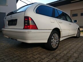 Mercedes benz W202 kombi - dveře kufru - 6