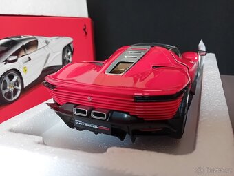 Ferrari Daytona SP3  2023    1:18  Burago - 6