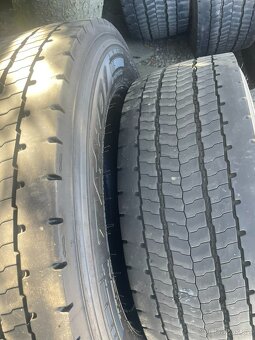 3 sady 295/60 R22,5 záběrové pneumatiky Pirelli - 6