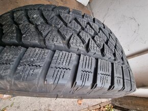 Dvě kola Mercedes 235/65R16C - 6