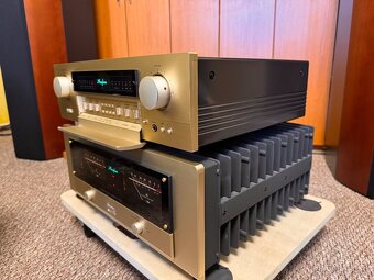 Accuphase C-2400; Accuphase P-450 - 6