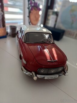 Tatra 603 1:8 Deagostini - 6