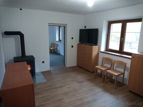 Chalupa bývalý mlýn Dehtín, pozemek 2800 m2 - 6