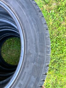 215/60 R17C 104/102H Zimní Michelin Agilis - 6