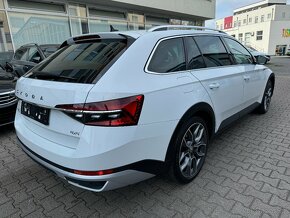 Škoda Superb 3 2.0 TDI 147kW 4x4 DSG Scout Panorama ACC Navi - 6