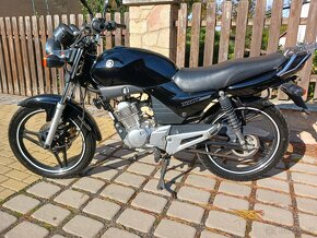 Yamaha YBR 125 - 6