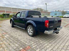 Nissan Navara NP300 DoubleCab Tekna - 6