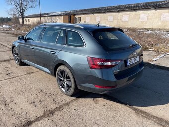 Škoda Superb 3.kombi 2.0tdi .140kw 6.St.manuál - 6