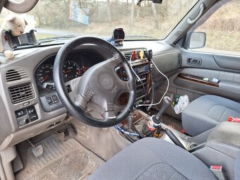 Nissan Patrol Y61 2.8 TD - 6