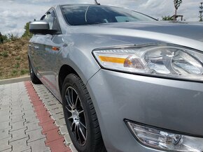 Ford Mondeo 2.0i - 6