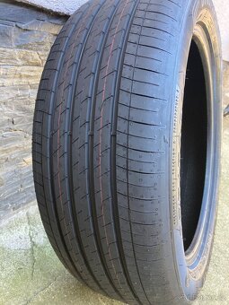 235/50 R20 - 6