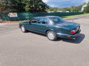 Jaguar XJ8 EXECUTIVE - 6