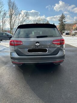 Volkswagen Passat, Kombi 1,6 TDi 88 kW R-LINE - 6