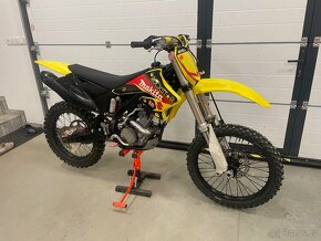 Suzuki rmz 250 - 6