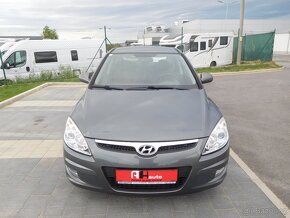 Hyundai i30 1.6 CRDi Style, 85 kW, Aut. Klima - 6