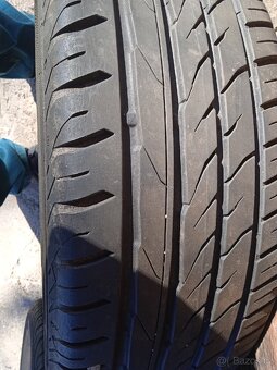 Prodám letní pneu 215/ 60 R 16 - 6