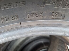 Prodám zimní pneu 245/40/18 Michelin - 6