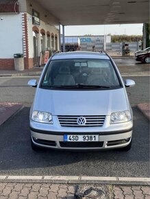 Prodám Volkswagen Sharan 1.8T 110KW R.V 2008 - 6