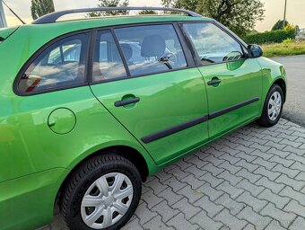 ŠKODA FABIA II COMBI 1.4 16V 63kW 2012 - 6