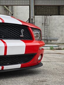 Ford Shelby GT500 - 6