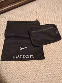 Sportovní taška Nike One Luxe Tote - 6