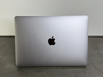 MacBook Pro 13" 2020 512GB / i7 / 16GB / Silver - 6