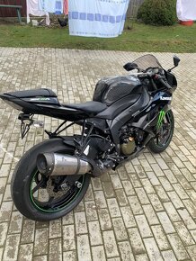 Kawasaki zx6r - 6