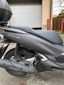 HONDA pcx 125, 3 800 km najeto - 6