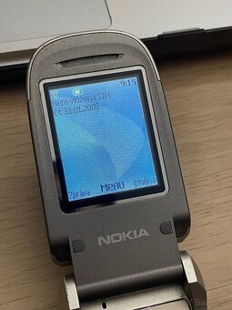 Nokia flip 2760 - 6