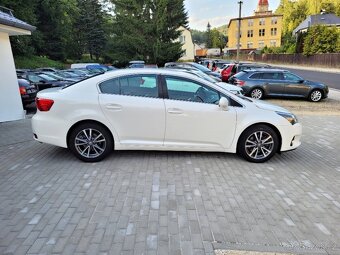 TOYOTA Avensis Limousine, 2.2 D-4D, r.v. 2015, plný servis - 6