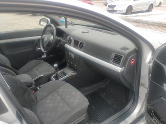 Opel Vectra [1,9 CDTI 110kw ] - 6