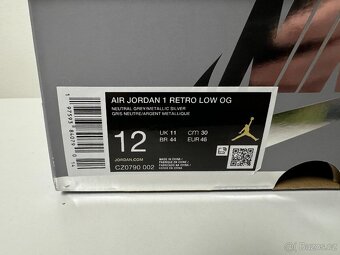 Nike Air Jordan 1 Retro Low OG Metallic Silver - 6