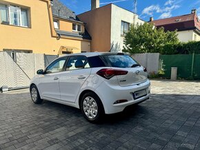 HYUNDAI I20 HATCHBACK 1.2BA 55KW 1MAJ. ČR SERVISKA PO SER. - 6