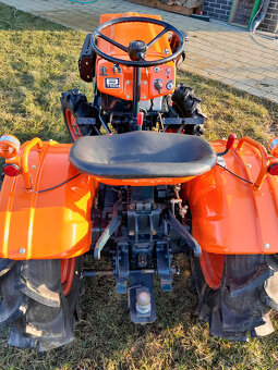 Malotraktor Kubota B7000 4x4 - 6