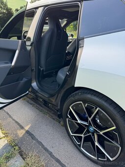 BMWi iX xDrive50, 385kW - 6