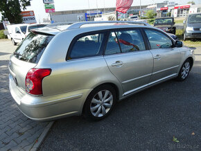 Toyota Avensis 1,8i - 6