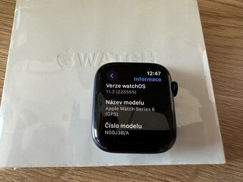 Hodinky Apple Watch Series 6 44mm, modré - 6