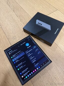 Samsung Galaxy Z Fold 6 256GB stříbrný - 6