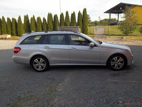 Mercedes E  250  4 Matic - 6