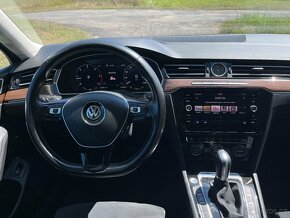 Prodám VW Passat 2.0 TDI 140kW 2018 Highline - 6