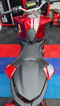 MV Agusta Brutale r.v.2019 - 6