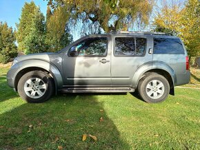 Nissan Pathfinder 2.5 DCI 128kw- aut., 7.míst, plná výbava - 6