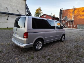 VW Multivan T5.1   2.0 TDI  103 kW  DSG - 6