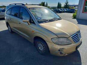 SSangYong Rodius 2,7XDi 2007 4WD - DILY z VOZU - 6