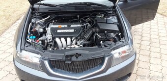 Honda Accord Tourer 2,0i  155 ps - 6