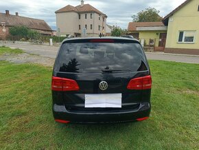 Volkswagen Touran 1.6 TDI 77Kw/124Tkm/2010 - 6