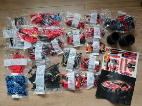 LEGO Technic Ferrari 488 GTE 42125 - 6