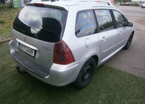 Peugeot 307 1.6HDi nafta manuál 66 kw - 6