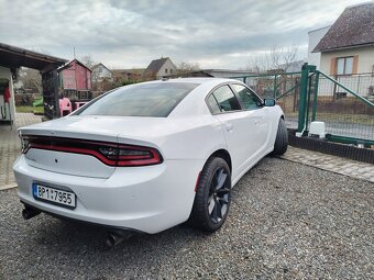 Dodge charger 5.7 hemi awd - 6