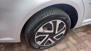 Vw Touran  1.4 Tsi   7 mist    2012 - 6